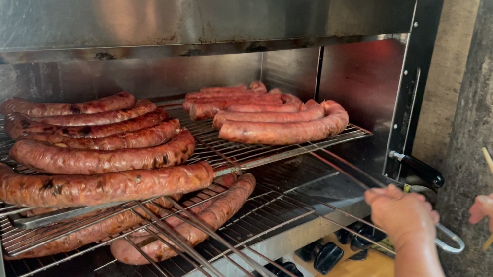 【無名老攤70年-豬肝腸】身為一個基隆孩子，絕對不能只知道廟口，巷子裡的才是真靈魂