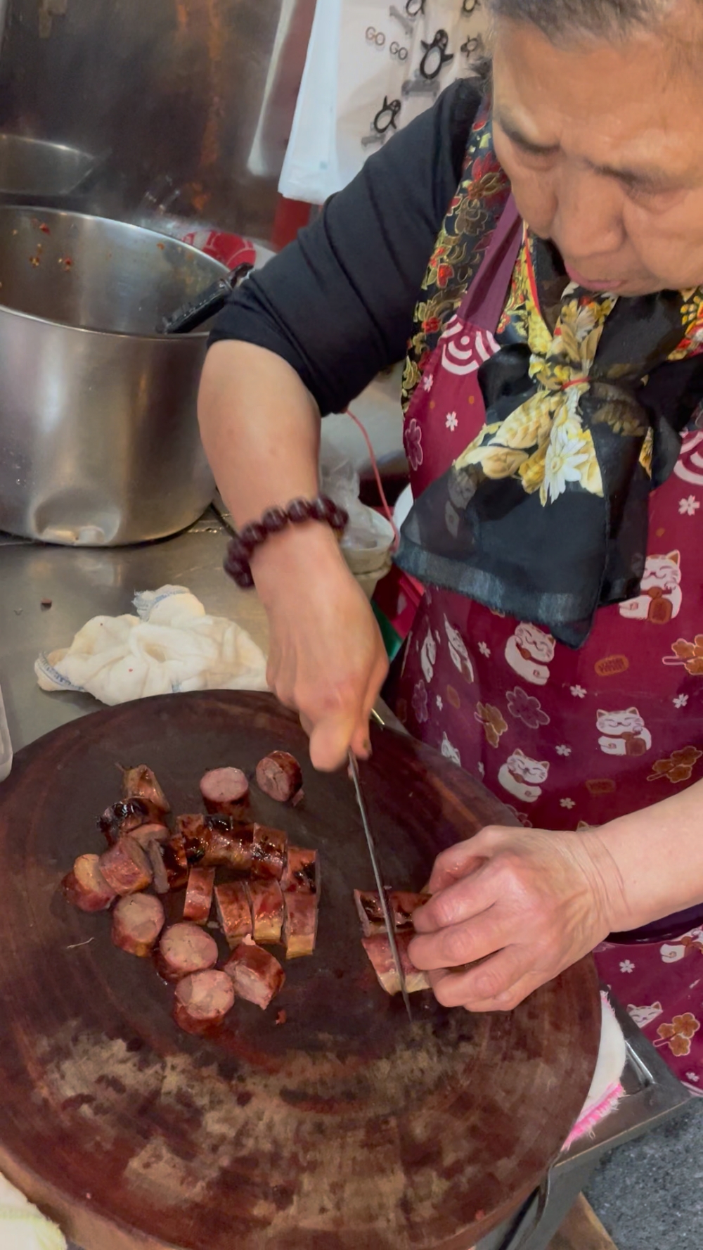 【無名老攤70年-豬肝腸】身為一個基隆孩子，絕對不能只知道廟口，巷子裡的才是真靈魂