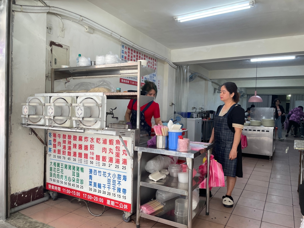 【阿良飯麵館】「有一種餓，是阿良老闆娘怕你餓」！